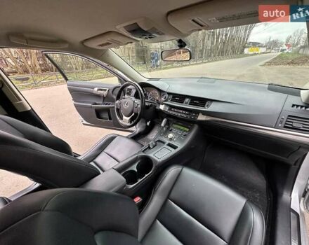 Серый Лексус СТ, объемом двигателя 1.8 л и пробегом 123 тыс. км за 15500 $, фото 15 на Automoto.ua