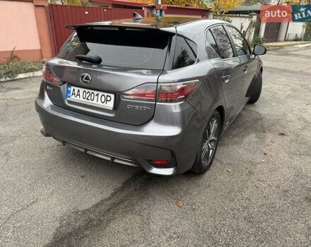 Серый Лексус СТ, объемом двигателя 1.8 л и пробегом 184 тыс. км за 18500 $, фото 5 на Automoto.ua