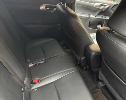 Серый Лексус СТ, объемом двигателя 1.8 л и пробегом 184 тыс. км за 18500 $, фото 14 на Automoto.ua