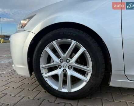 Сірий Лексус СТ, об'ємом двигуна 1.8 л та пробігом 184 тис. км за 12900 $, фото 17 на Automoto.ua