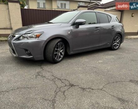 Серый Лексус СТ, объемом двигателя 1.8 л и пробегом 184 тыс. км за 18500 $, фото 1 на Automoto.ua