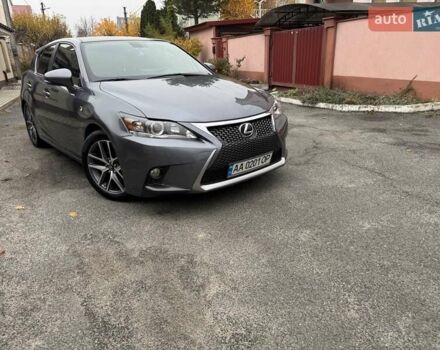Серый Лексус СТ, объемом двигателя 1.8 л и пробегом 184 тыс. км за 18500 $, фото 3 на Automoto.ua