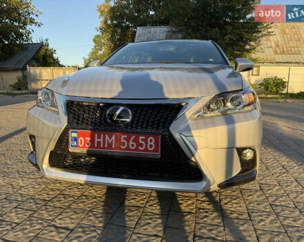 Лексус СТ 2015 в Львове на Automoto.ua Серый Лексус СТ, объемом двигателя 1.8 л и пробегом 136 тыс. км за 15400 $, фото 1 на Automoto.ua