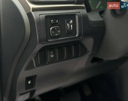 Серый Лексус СТ, объемом двигателя 1.8 л и пробегом 115 тыс. км за 13700 $, фото 10 на Automoto.ua