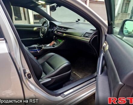 Сірий Лексус СТ, об'ємом двигуна 1.8 л та пробігом 130 тис. км за 14900 $, фото 10 на Automoto.ua