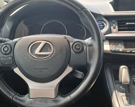 Серый Лексус СТ, объемом двигателя 1.8 л и пробегом 79 тыс. км за 16500 $, фото 4 на Automoto.ua