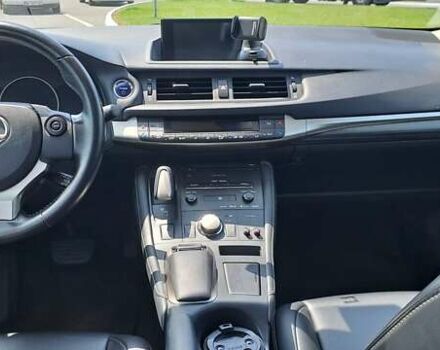 Серый Лексус СТ, объемом двигателя 1.8 л и пробегом 79 тыс. км за 16500 $, фото 5 на Automoto.ua