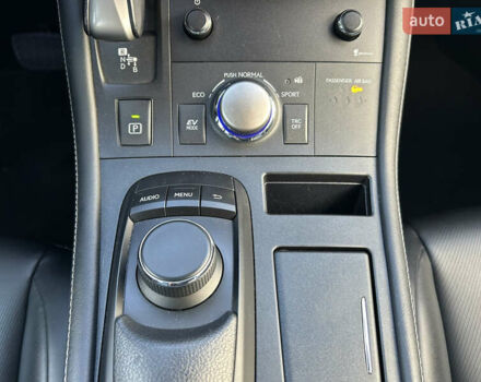 Серый Лексус СТ, объемом двигателя 1.8 л и пробегом 117 тыс. км за 15999 $, фото 21 на Automoto.ua