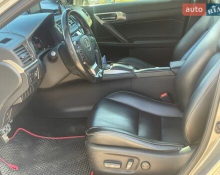 Сірий Лексус СТ, об'ємом двигуна 1.8 л та пробігом 110 тис. км за 16200 $, фото 11 на Automoto.ua