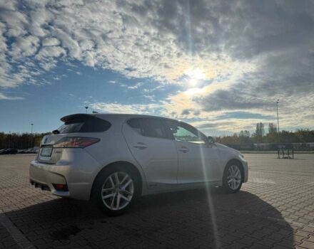 Сірий Лексус СТ, об'ємом двигуна 1.8 л та пробігом 184 тис. км за 12900 $, фото 5 на Automoto.ua