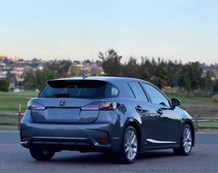Лексус СТ 2017 у Чернівцях на Automoto.ua Сірий Лексус СТ, об'ємом двигуна 1.8 л та пробігом 68 тис. км за 7800 $, фото 3 на Automoto.ua