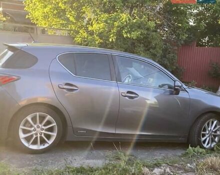 Сірий Лексус СТ, об'ємом двигуна 1.8 л та пробігом 230 тис. км за 11999 $, фото 1 на Automoto.ua