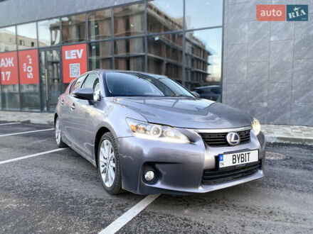 Сірий Лексус СТ, об'ємом двигуна 1.8 л та пробігом 285 тис. км за 11800 $, фото 1 на Automoto.ua