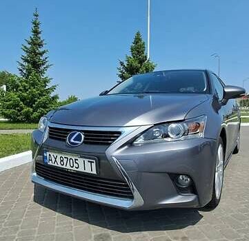 Серый Лексус СТ, объемом двигателя 1.8 л и пробегом 79 тыс. км за 16500 $, фото 1 на Automoto.ua