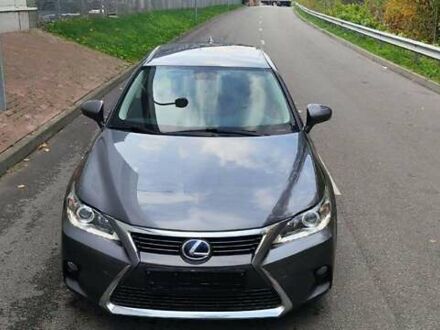 Лексус СТ 2016 в Киеве на Automoto.ua Серый Лексус СТ, объемом двигателя 1.8 л и пробегом 178 тыс. км за 15800 $, фото 1 на Automoto.ua
