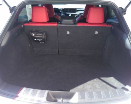 Белый Лексус Другая, объемом двигателя 0 л и пробегом 32 тыс. км за 19900 $, фото 5 на Automoto.ua