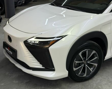 Белый Лексус Другая, объемом двигателя 0 л и пробегом 9 тыс. км за 41900 $, фото 5 на Automoto.ua