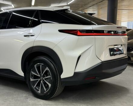 Белый Лексус Другая, объемом двигателя 0 л и пробегом 9 тыс. км за 41900 $, фото 15 на Automoto.ua