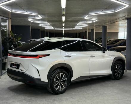 Белый Лексус Другая, объемом двигателя 0 л и пробегом 9 тыс. км за 41900 $, фото 8 на Automoto.ua