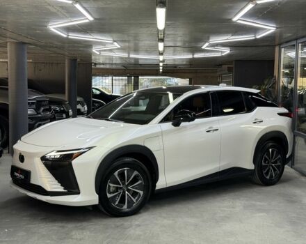 Белый Лексус Другая, объемом двигателя 0 л и пробегом 9 тыс. км за 41900 $, фото 4 на Automoto.ua