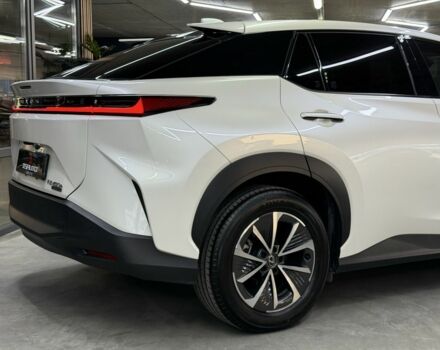 Белый Лексус Другая, объемом двигателя 0 л и пробегом 9 тыс. км за 41900 $, фото 11 на Automoto.ua