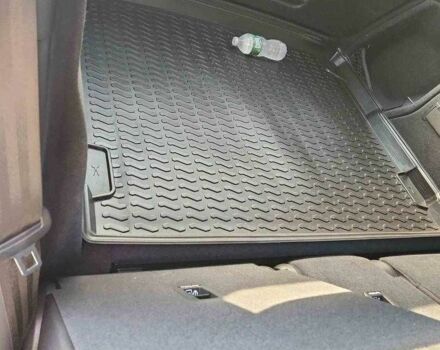 Красный Лексус Другая, объемом двигателя 2 л и пробегом 81 тыс. км за 21400 $, фото 2 на Automoto.ua