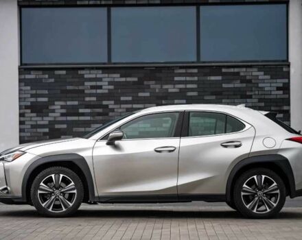 Серый Лексус Другая, объемом двигателя 2 л и пробегом 73 тыс. км за 21600 $, фото 2 на Automoto.ua