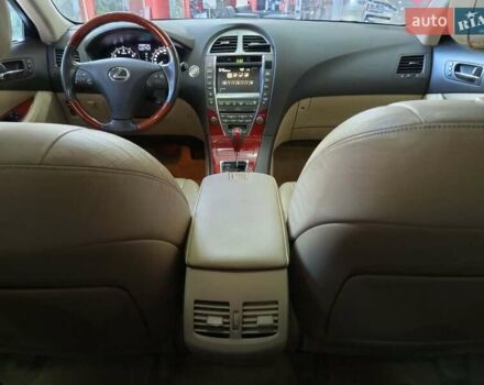 Лексус ЕС 2006 в Одессе на Automoto.ua Белый Лексус ЕС, объемом двигателя 3.5 л и пробегом 270 тыс. км за 9200 $, фото 42 на Automoto.ua