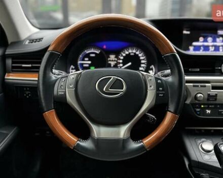 Белый Лексус ЕС, объемом двигателя 2.5 л и пробегом 178 тыс. км за 16500 $, фото 25 на Automoto.ua