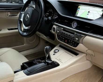 Белый Лексус ЕС, объемом двигателя 3.5 л и пробегом 186 тыс. км за 17900 $, фото 13 на Automoto.ua