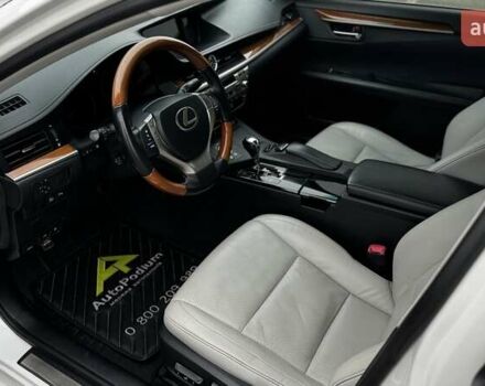 Белый Лексус ЕС, объемом двигателя 2.5 л и пробегом 178 тыс. км за 16500 $, фото 14 на Automoto.ua