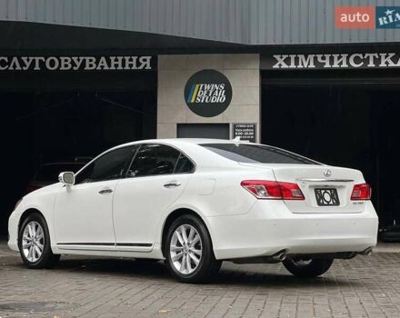 Белый Лексус ЕС, объемом двигателя 3.5 л и пробегом 198 тыс. км за 12900 $, фото 9 на Automoto.ua