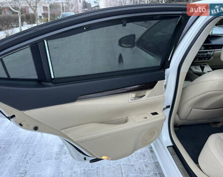 Белый Лексус ЕС, объемом двигателя 3.44 л и пробегом 189 тыс. км за 16500 $, фото 15 на Automoto.ua