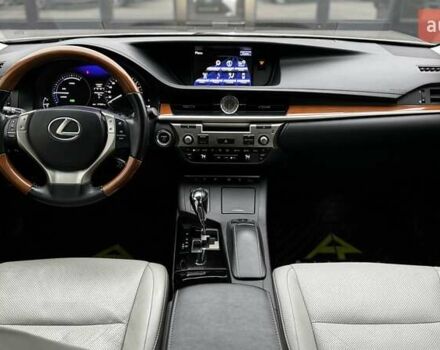 Белый Лексус ЕС, объемом двигателя 2.5 л и пробегом 178 тыс. км за 16500 $, фото 24 на Automoto.ua