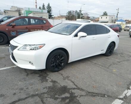 Белый Лексус ЕС, объемом двигателя 2 л и пробегом 160 тыс. км за 14300 $, фото 1 на Automoto.ua