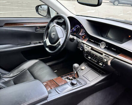 Білий Лексус ЕС, об'ємом двигуна 2.49 л та пробігом 228 тис. км за 17300 $, фото 28 на Automoto.ua