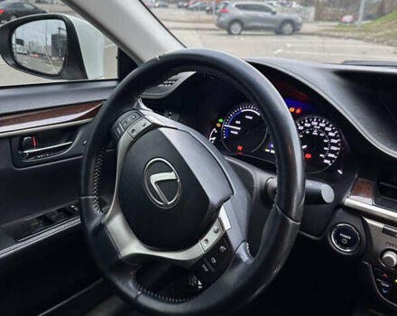 Білий Лексус ЕС, об'ємом двигуна 2.49 л та пробігом 228 тис. км за 17300 $, фото 34 на Automoto.ua