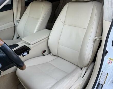 Белый Лексус ЕС, объемом двигателя 2.5 л и пробегом 187 тыс. км за 13900 $, фото 12 на Automoto.ua