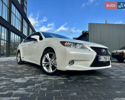 Белый Лексус ЕС, объемом двигателя 2.49 л и пробегом 167 тыс. км за 15500 $, фото 1 на Automoto.ua