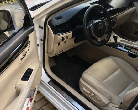 Белый Лексус ЕС, объемом двигателя 2.49 л и пробегом 204 тыс. км за 20000 $, фото 9 на Automoto.ua