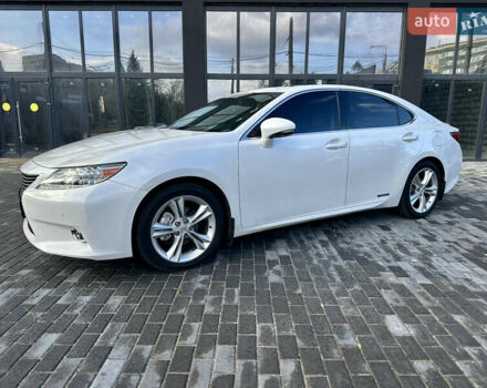 Белый Лексус ЕС, объемом двигателя 2.49 л и пробегом 167 тыс. км за 15500 $, фото 6 на Automoto.ua