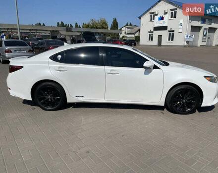 Белый Лексус ЕС, объемом двигателя 2.49 л и пробегом 247 тыс. км за 16700 $, фото 1 на Automoto.ua