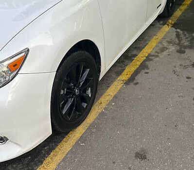 Білий Лексус ЕС, об'ємом двигуна 2.49 л та пробігом 100 тис. км за 25000 $, фото 2 на Automoto.ua