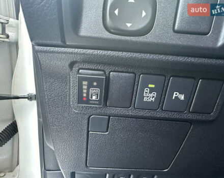 Белый Лексус ЕС, объемом двигателя 2.49 л и пробегом 167 тыс. км за 15500 $, фото 19 на Automoto.ua