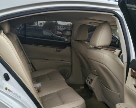 Белый Лексус ЕС, объемом двигателя 2 л и пробегом 160 тыс. км за 14300 $, фото 8 на Automoto.ua