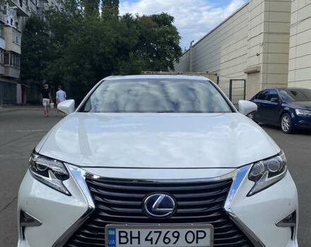 Белый Лексус ЕС, объемом двигателя 2.49 л и пробегом 280 тыс. км за 18500 $, фото 3 на Automoto.ua