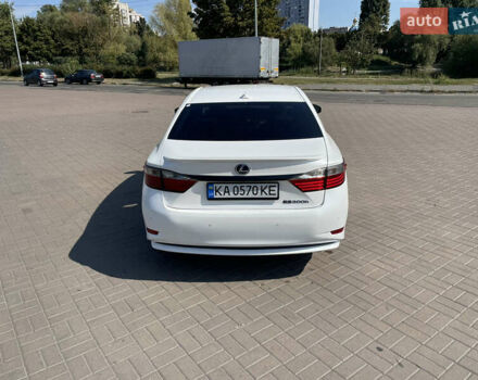 Белый Лексус ЕС, объемом двигателя 2.49 л и пробегом 247 тыс. км за 16700 $, фото 4 на Automoto.ua