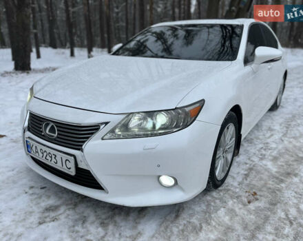 Белый Лексус ЕС, объемом двигателя 2.5 л и пробегом 199 тыс. км за 15199 $, фото 3 на Automoto.ua