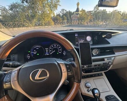 Белый Лексус ЕС, объемом двигателя 2.49 л и пробегом 362 тыс. км за 14700 $, фото 11 на Automoto.ua