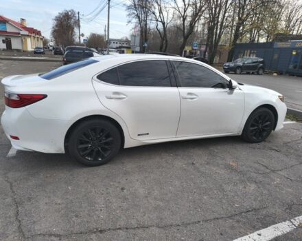 Белый Лексус ЕС, объемом двигателя 2 л и пробегом 160 тыс. км за 14300 $, фото 3 на Automoto.ua